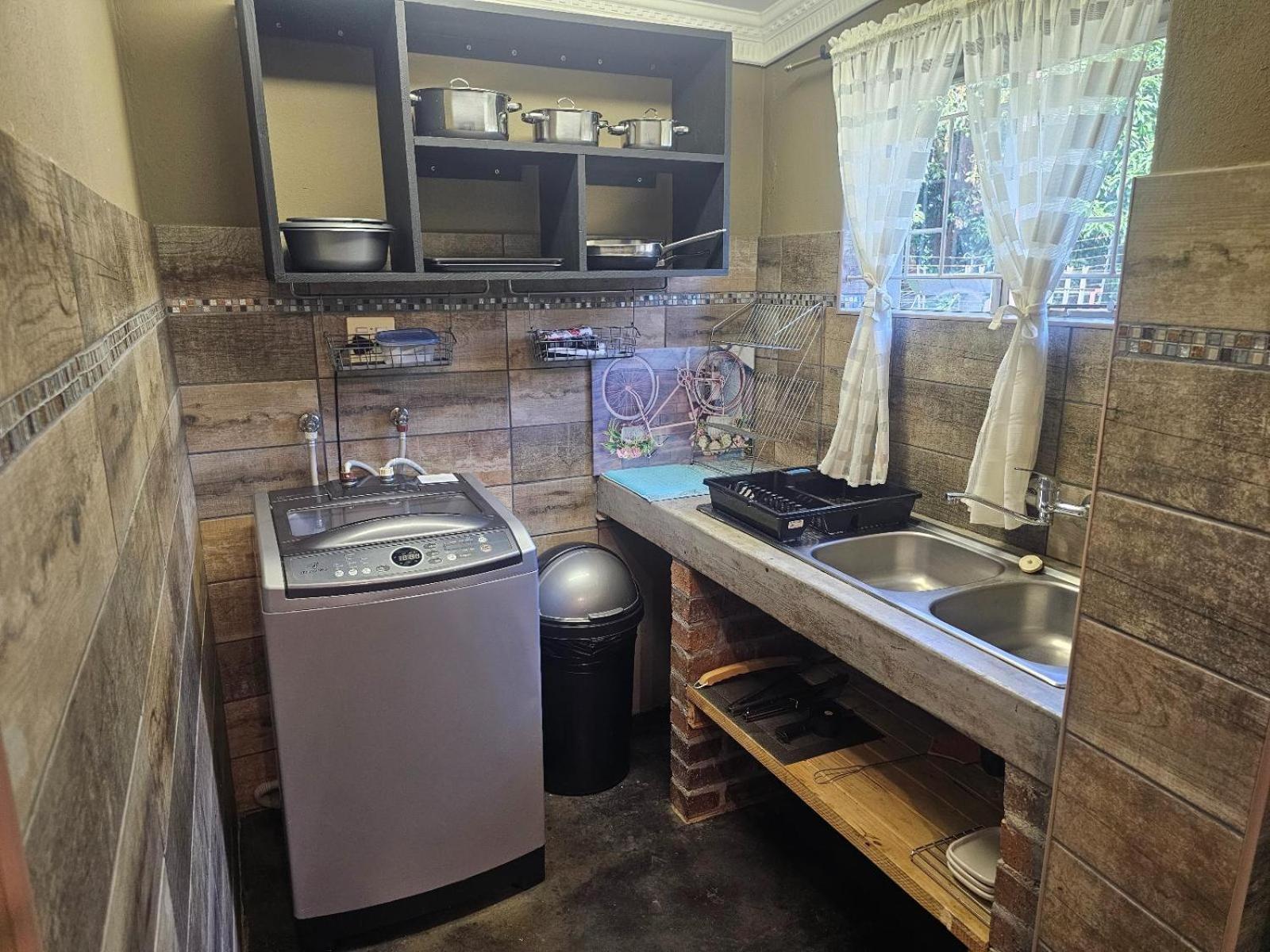 Apricity Inn Louis Trichardt Bilik gambar